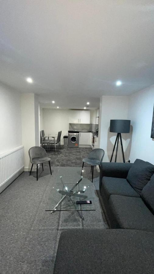 2 Bed Room Luxury Apartment In Old Kent Road Лондон Экстерьер фото