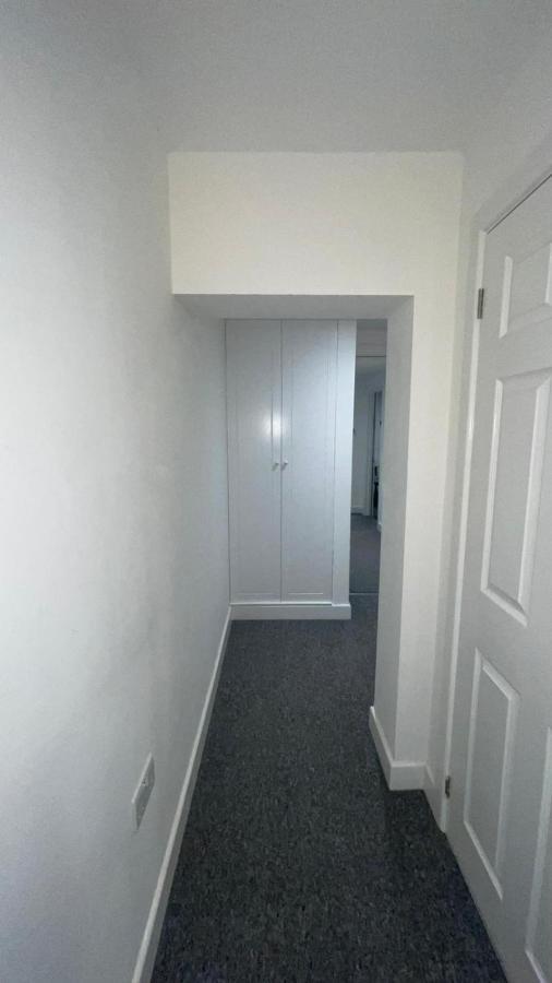 2 Bed Room Luxury Apartment In Old Kent Road Лондон Экстерьер фото