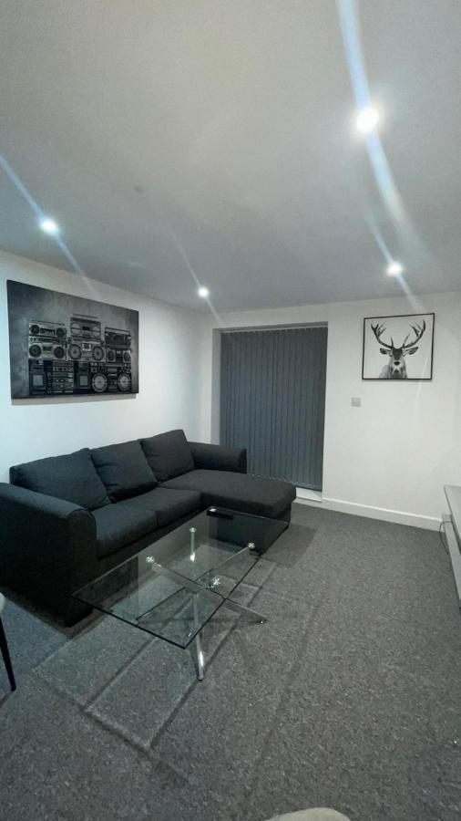 2 Bed Room Luxury Apartment In Old Kent Road Лондон Экстерьер фото